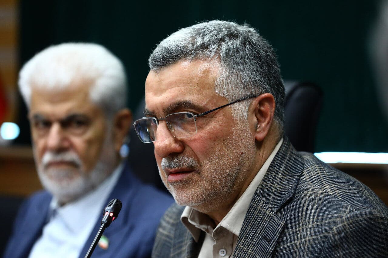 تصویر خبر: وزیر بهداشت: بیمه‌ها برای جبران افزایش قیمت دارو، تامین اعتبار می‌شوند