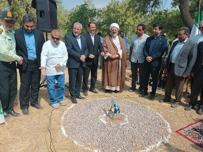 تصویر خبر: معاون استاندار قزوین: باغستان را به عنوان ریه تنفسی پاس بداریم