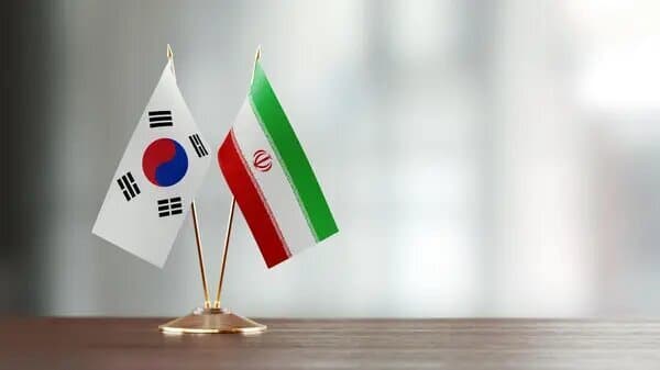 تصویر خبر: درخواست ایران از کره جنوبی برای شفاف‌سازی درباره وضعیت تنگه هرمز