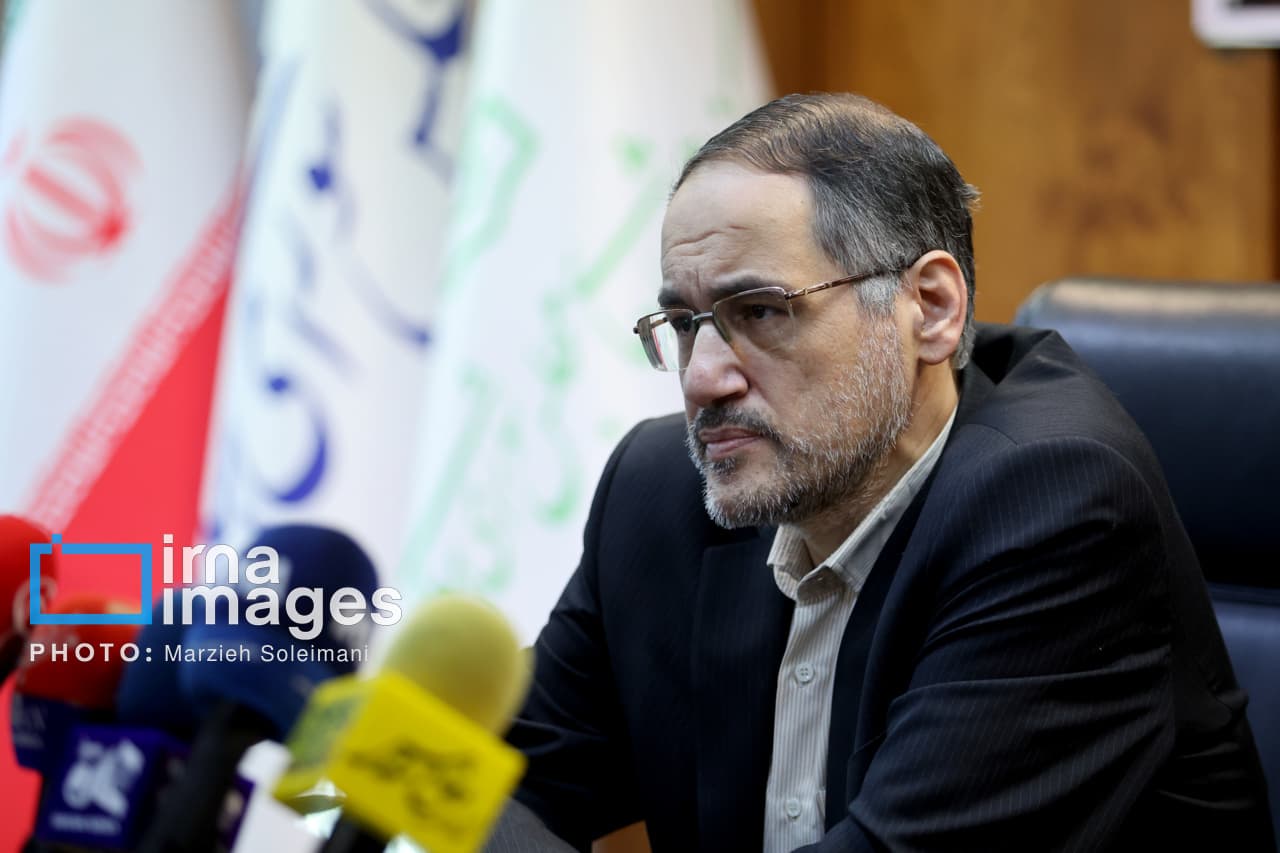 تصویر خبر: رئیس مرکز پژوهش‌های مجلس: راهکار عقب راندن آمریکا توجه به اقتصاد تولیدگرا و مردمی است