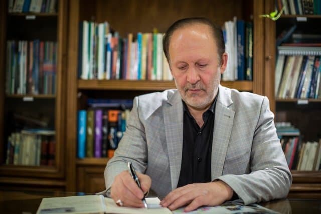 تصویر خبر: جلال ساداتیان: مواضع انگلیس در قبال اسرائیل نمادین و مقطعی است