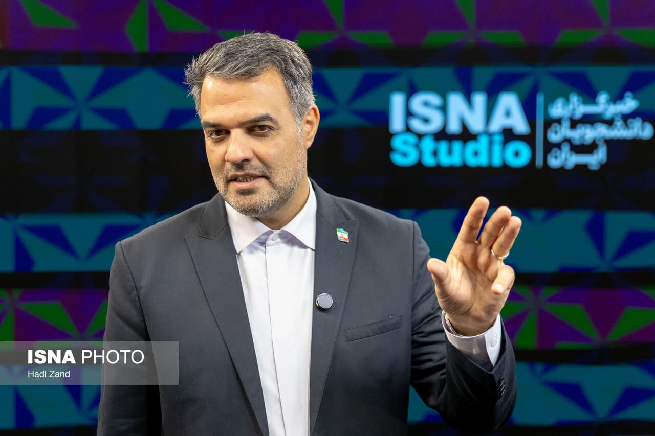 تصویر خبر: کاظمی: نباید از ترس عقب‌ماندن در جنگ روایت‌ها، به انتشار شتاب‌زده اطلاعات روی بیاوریم