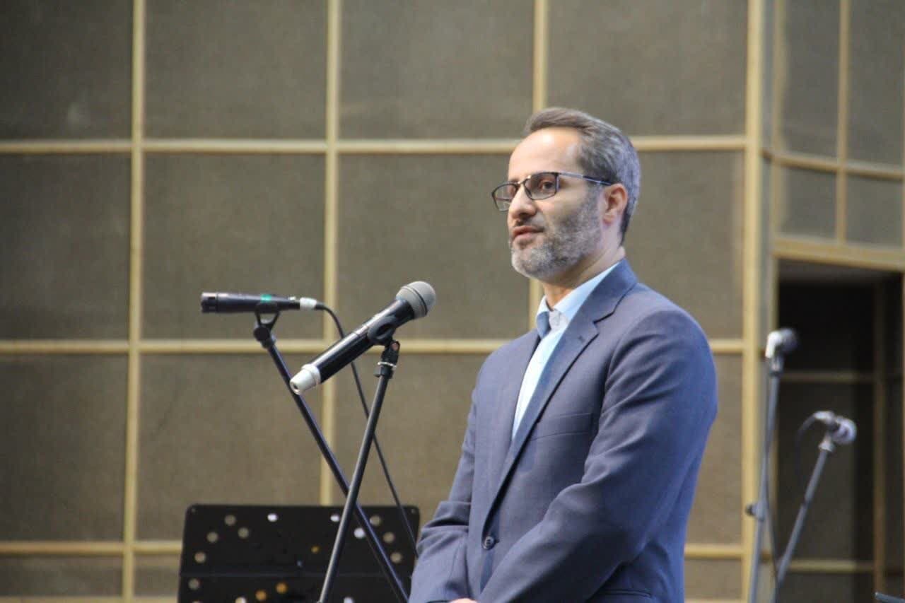 تصویر خبر: جلالی: بزرگ‌ترین نمایشگاه نقاشی خیابانی در کرمانشاه برپا می‌شود