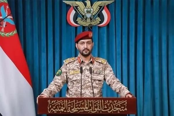 تصویر خبر: یحیی سریع: با ۶ موشک بالستیک تجمع مزدوران را هدف قرار دادیم