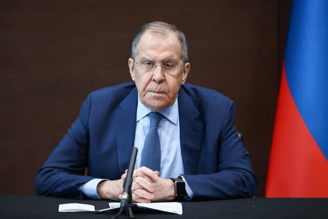 تصویر خبر: لاوروف: ما هیچ اشتیاقی برای تجدید نظر در مورد توافقات با ایران نداریم