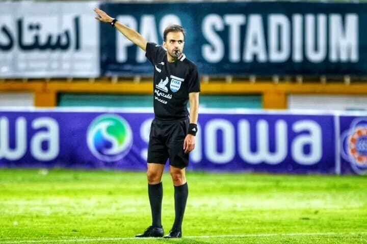 تصویر خبر: تاریخ دیدارهای بعدی استقلال و پرسپولیس/ اسامی داوران هفته جدید لیگ اعلام شد