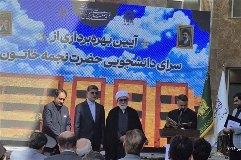 تصویر خبر: معاون وزیر بهداشت: ساخت 37 هزار تخت خوابگاهی در کشور نیمه‌تمام است