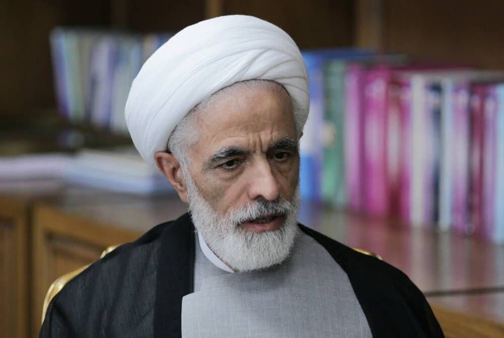 تصویر خبر: تشریح برنامه‌های دولت و ویژگی‌های مدیریتی رئیس‌جمهور از سوی معاون حقوقی