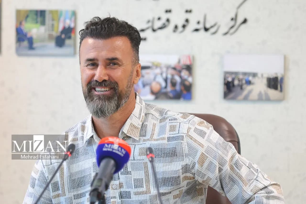 تصویر خبر: باقری‌ها: قلعه‌نویی توان استفاده از بازیکنان تیم ملی را ندارد/ گواردیولا هم نمی‌تواند فوتبال ایران را نجات دهد/ برای پول از پرسپولیس رفتم؛ هنوز حسرت می‌خورم