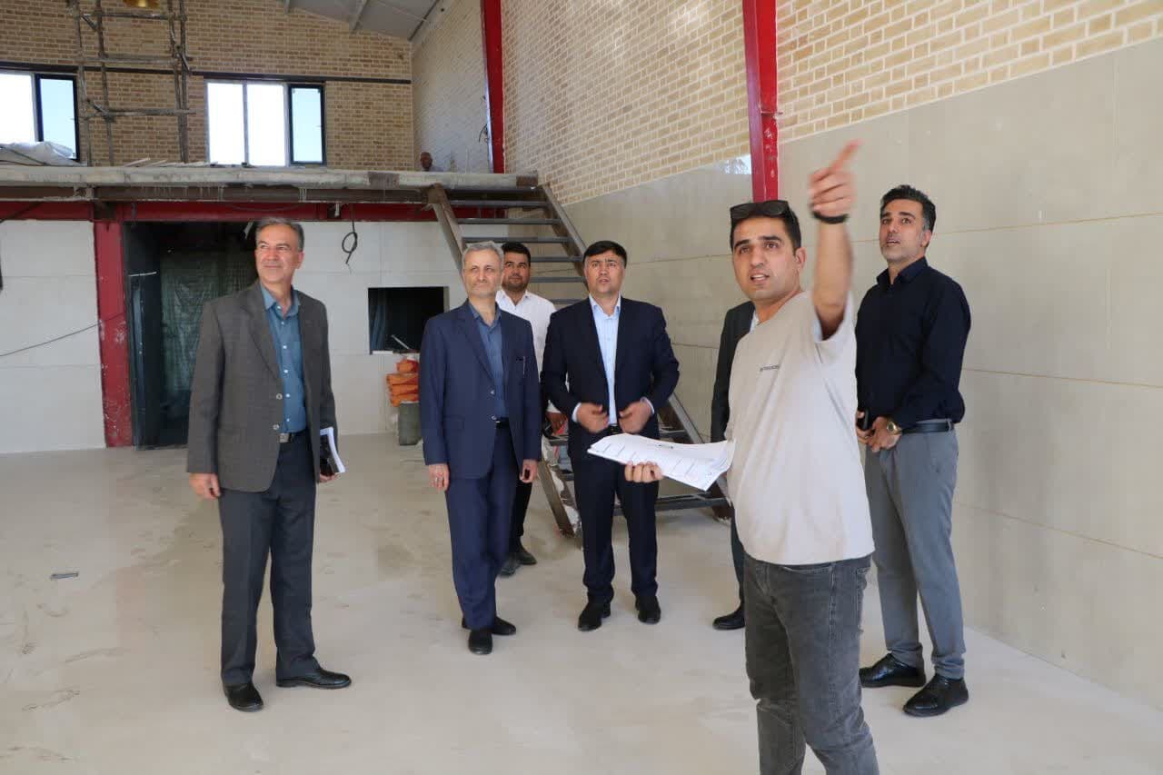 تصویر خبر: معاون استاندار: انبار بورس زعفران خراسان‌شمالی پیش از فصل برداشت آماده شود