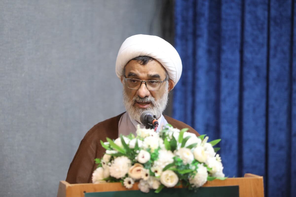 تصویر خبر: خسروپناه: هلال‌احمر الگوی موفق مردمی‌سازی امداد و امیدآفرینی است