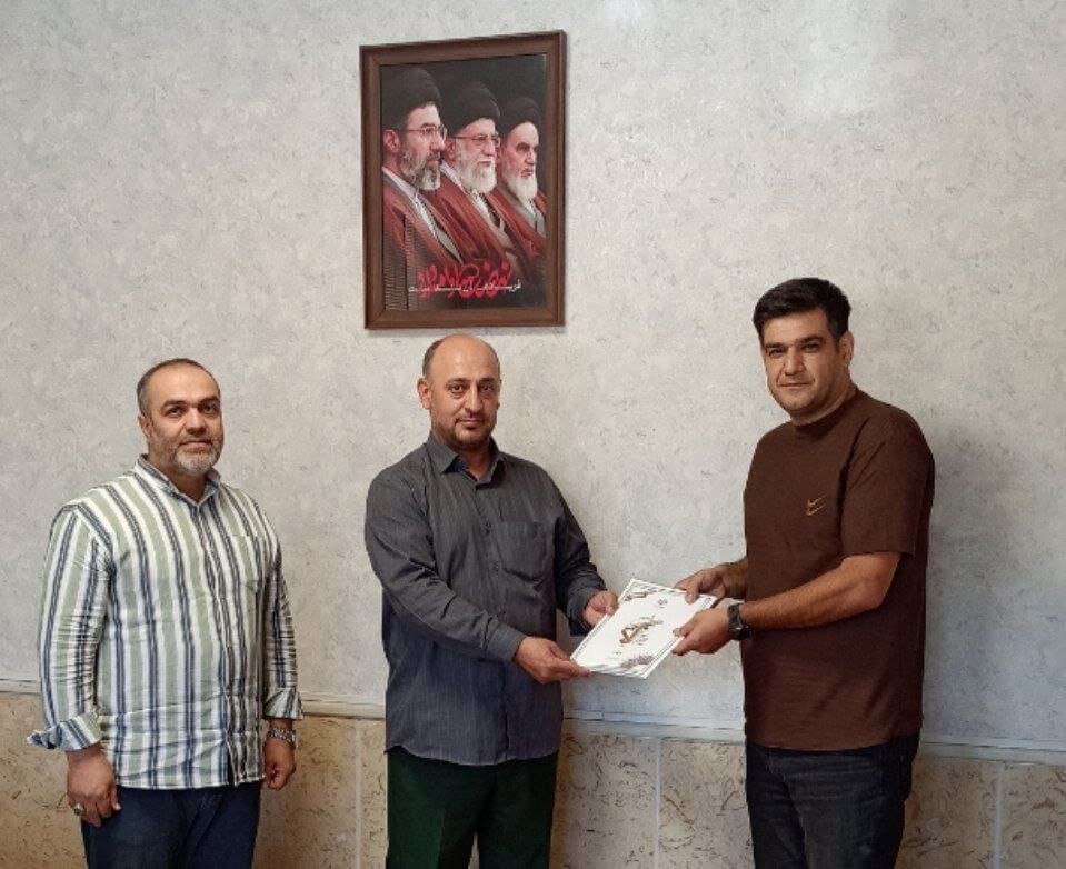 تصویر خبر: نادر هوشیار هدایت تیم والیبال مقاومت شهرداری تبریز را بر عهده گرفت