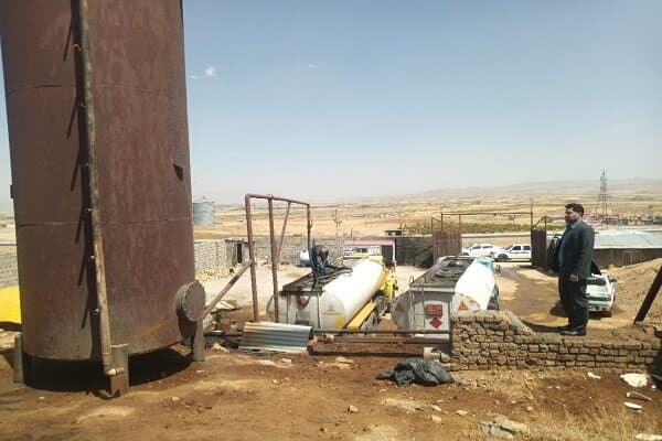 تصویر خبر: کشف و توقیف بیش از ۳۵ هزار لیتر سوخت قاچاق در ازنا