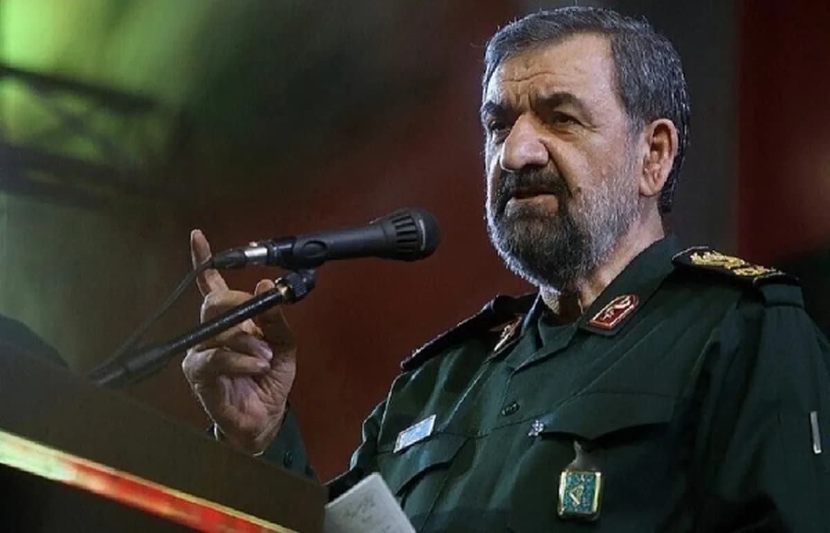 تصویر خبر: سرلشکر رضایی: برای اولین بار موشک خاص و ضدناوشکن ایرانی آزمایش شد
