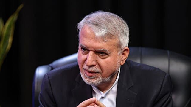 تصویر خبر: صالحی‌امیری: با ایران باید با زبان احترام سخن گفت