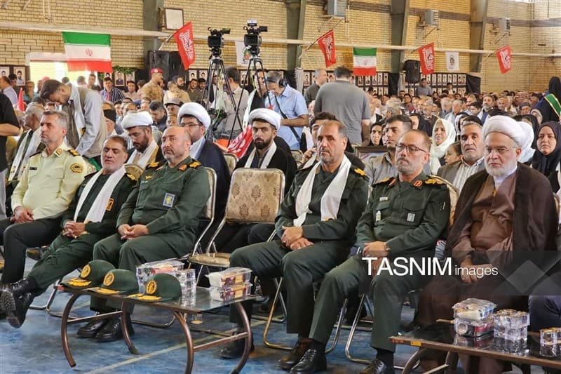 تصویر خبر: سردار رضایی:امنیت پایدار کردستان دستاورد همدلی مردم و نیروهای مسلح است