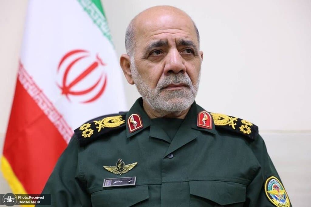 تصویر خبر: سرلشکر عبداللهی: دشمن اگر دوباره حماقتی بکند، با پاسخی پشیمان کننده‌تر روبرو می‌شود/ تاثیر تجهیزات گران‌قیمت و پیشرفته دشمن را باطیف گسترده‌ای از تجهیزات ارزان اما موثر، خنثی خواهیم کرد