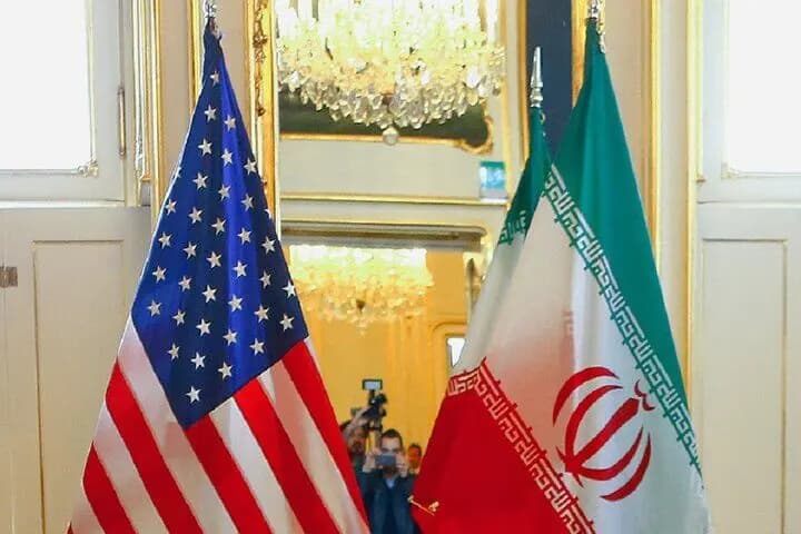 تصویر خبر: مقام ایرانی: هیچ مذاکره ای درباره برنامه هسته ای نداشتیم