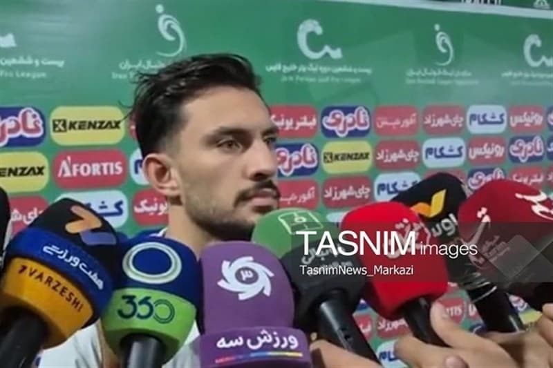 تصویر خبر: آزادی: سرمربی تصمیم‌گیرنده است و به تصمیم او احترام می‌گذارم