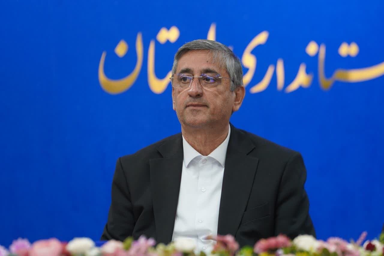 تصویر خبر: استاندار لرستان: پرداخت حقوق و بهبود رفاه پرستاران با جدیت پیگیری شود