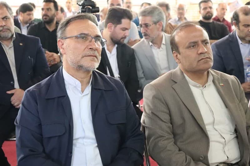 تصویر خبر: «مبل و منبت» به نشان تجاری و برند ‌ملایر تبدیل شد‌