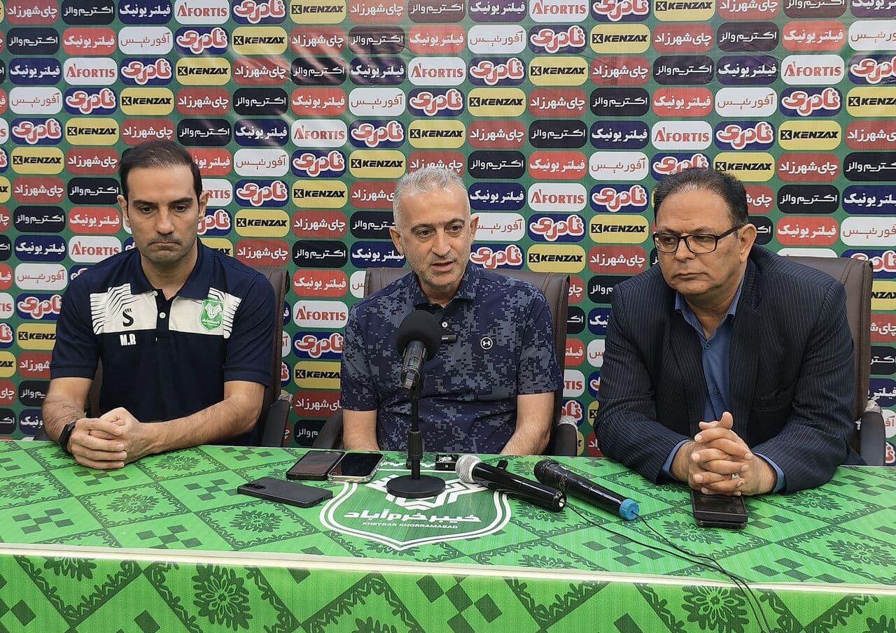 تصویر خبر: کمالوند: خیبر برابر پرسپولیس بازی تهاجمی به نمایش می‌گذارد