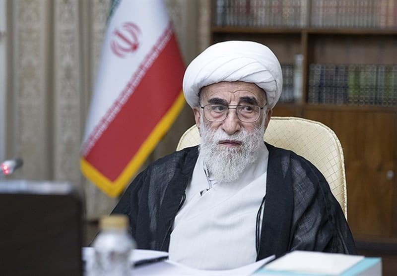 تصویر خبر: آیت‌الله جنتی: دشمنان باید بدانند هر تجاوزی با پاسخ محکم‌تر روبه‌رو می‌شود