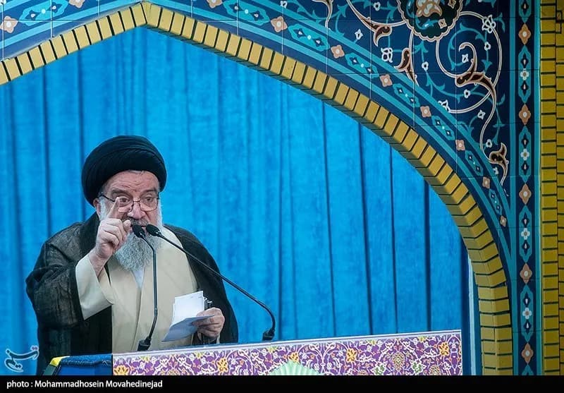 تصویر خبر: واکنش باورنکردنی احمد خاتمی به حضور بی‌حجابان در تجمعات شما هم شهروند ایران هستید