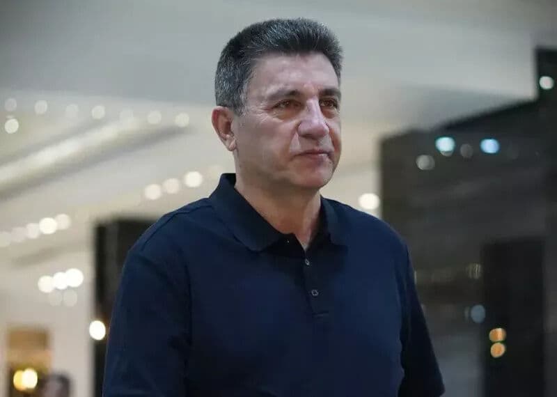 تصویر خبر: قلعه‌نویی: هر مربی دیگری بود، این مسئولیت را قبول نمی‌کرد