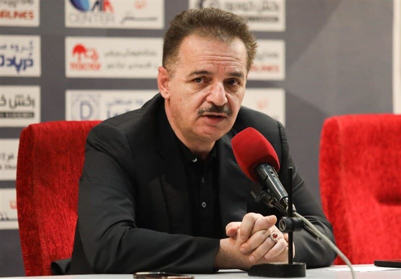 تصویر خبر: زنوزی: از تبعیض‌ها گلایه داریم؛ می‌توانستیم با استقلال به قطر برویم