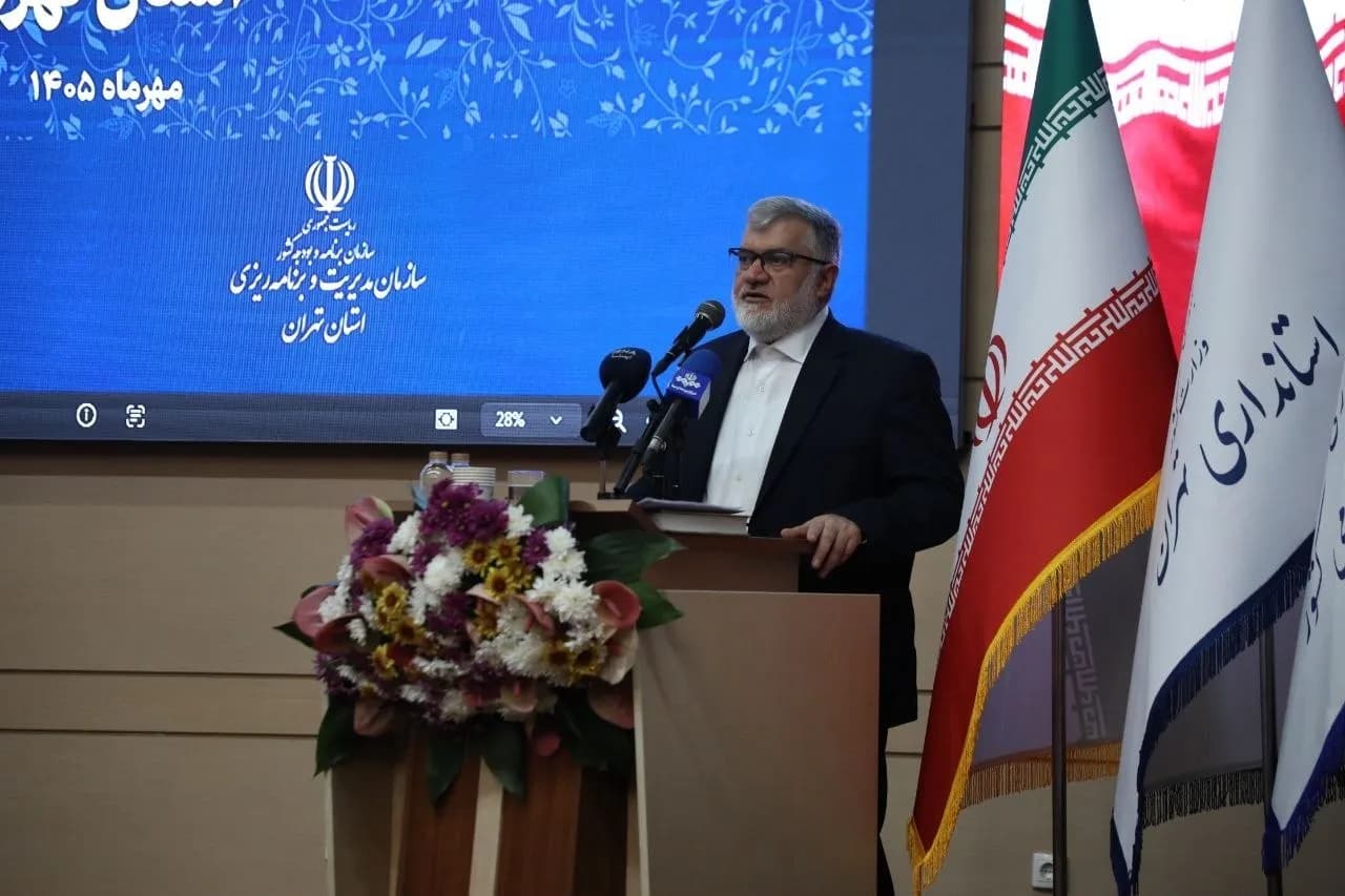 تصویر خبر: استاندار تهران: خدمت‌رسانی در پایتخت زیر بمباران‌ها متوقف نشد