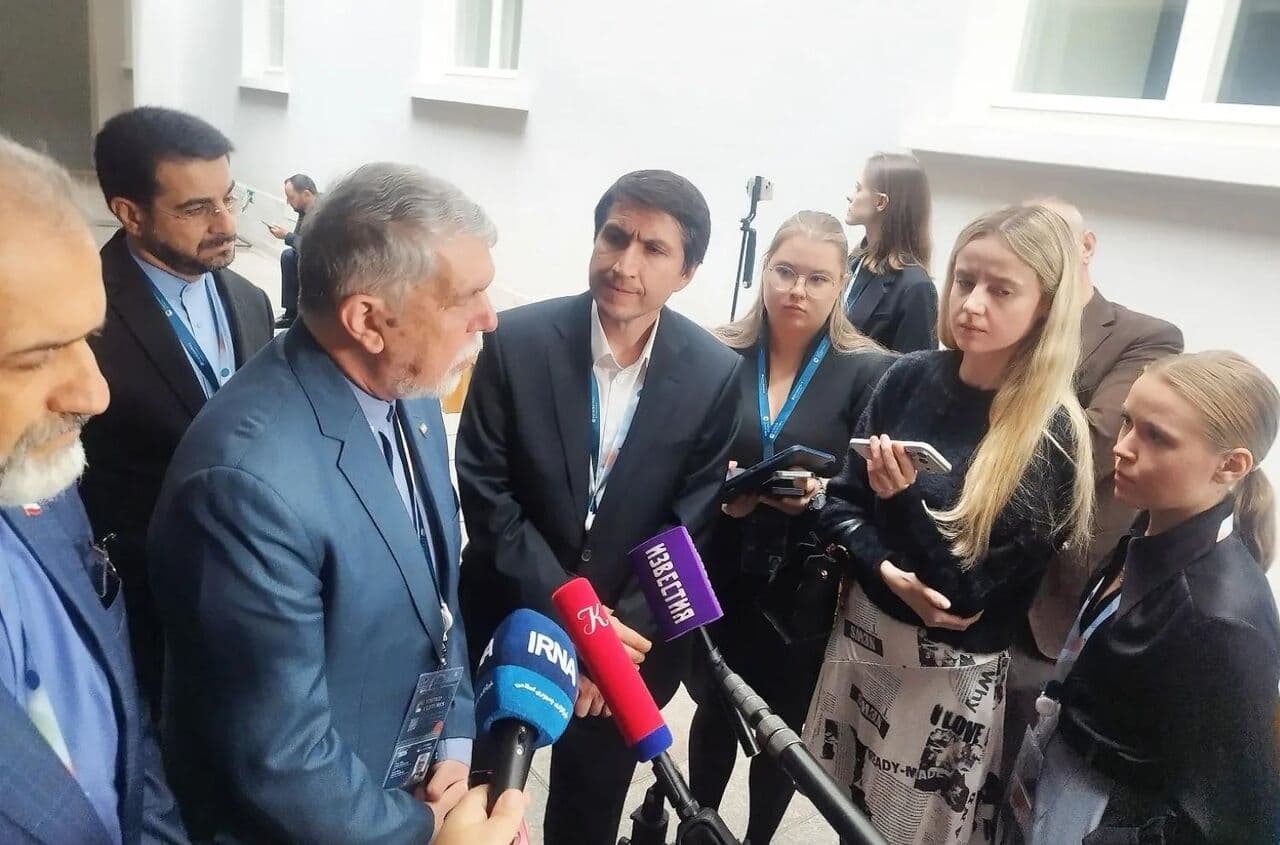 تصویر خبر: وزیر فرهنگ: ایران و ایرانی تسلیم‌شدنی نیست سرمایه‌گذاری مشترک تهران و مسکو در عرصه سینما