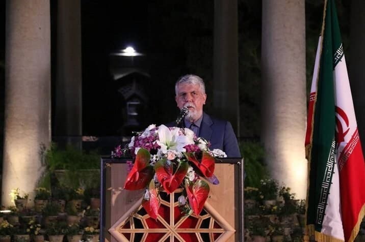 تصویر خبر: وزیر ارشاد: حافظ رکن اصلی هویت ایرانی است