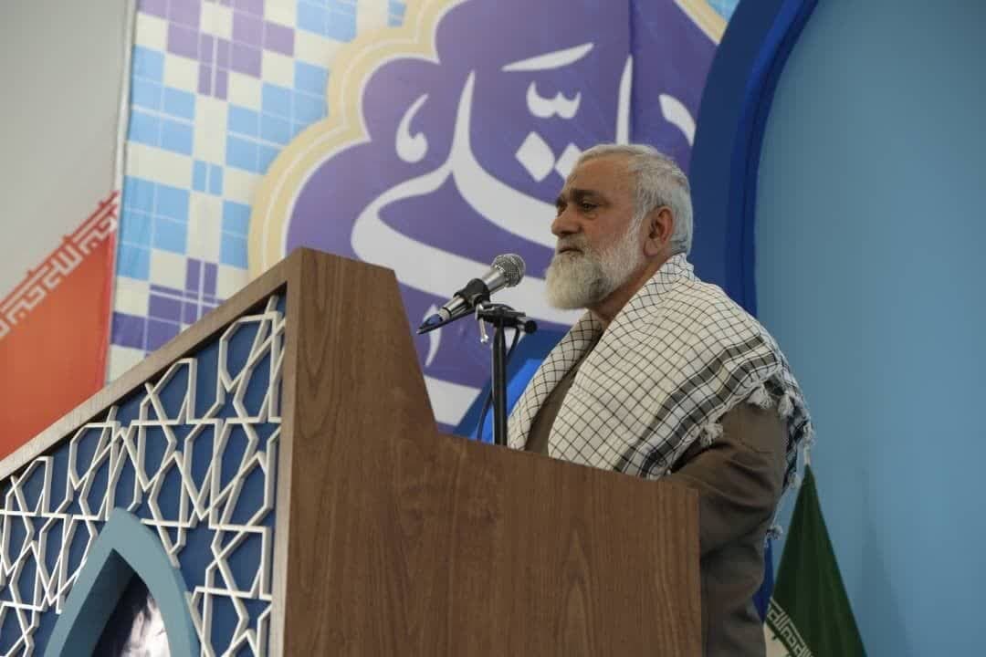 تصویر خبر: نقدی:دشمن از نبرد نظامی ناامید شده است؛امید به اختلافات داخلی بسته‌اند