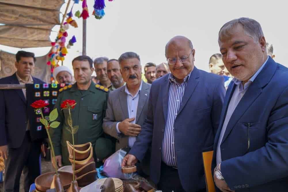 تصویر خبر: جمع‌آوری۳۳ میلیارد تومان زکات در فارس/رشد ۸۳ درصدی سهم عشایر از زکات دام