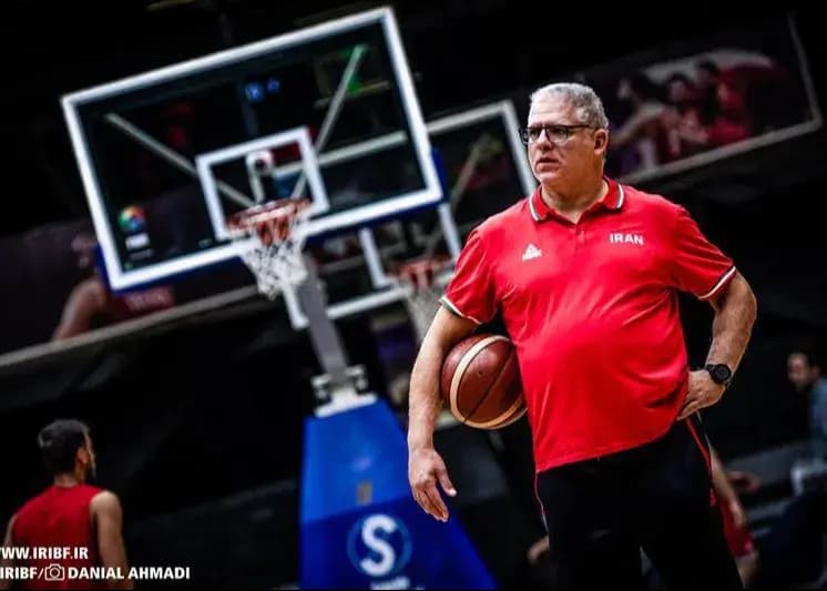 تصویر خبر: مانولوپولوس: به بازیکنان ایران افتخار می‌کنم