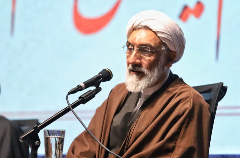 تصویر خبر: پورمحمدی: پزشکیان از سرمایه‌های بزرگ نظام است