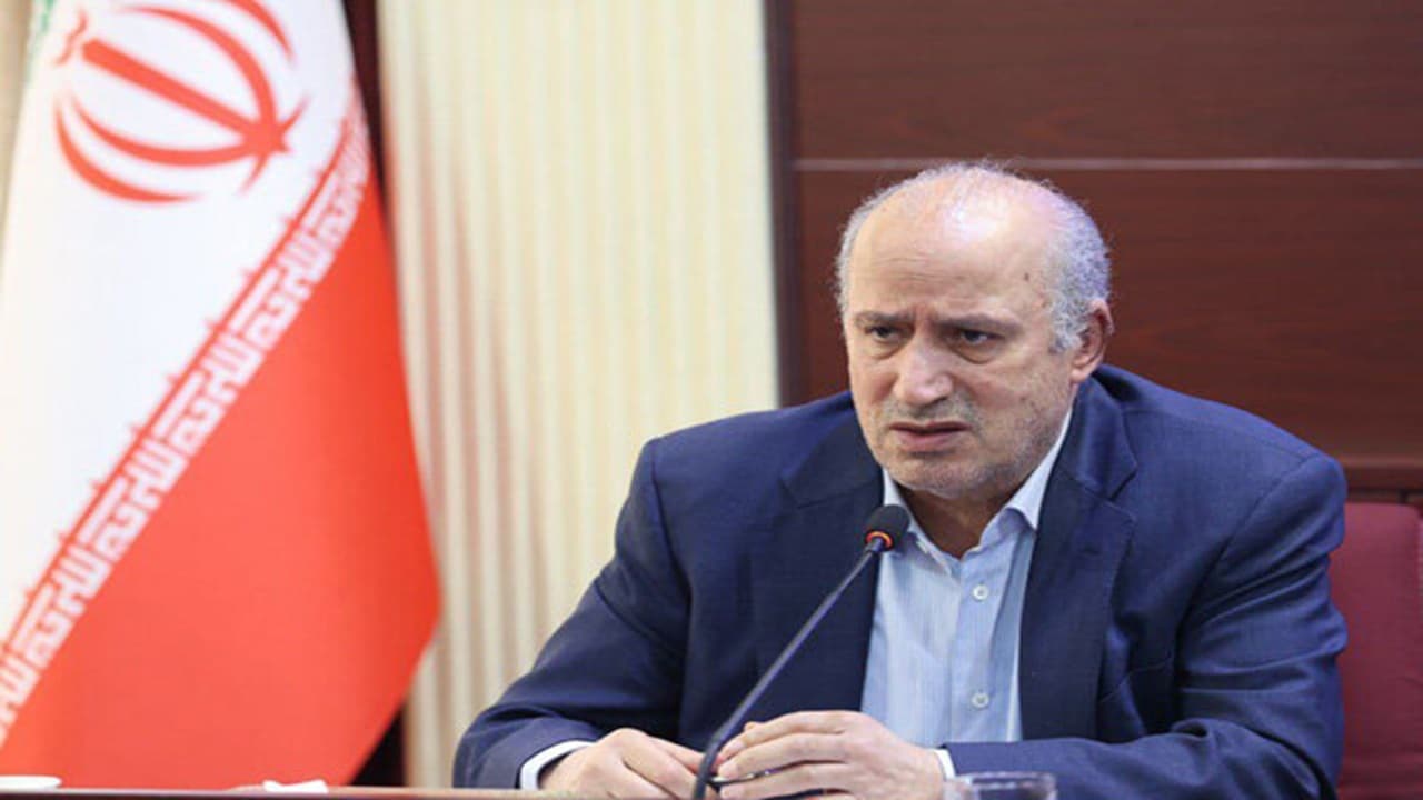 تصویر خبر: آیا دریافت کمک دلاری از مالک استقلال توسط مهدی تاج قانونی است؟