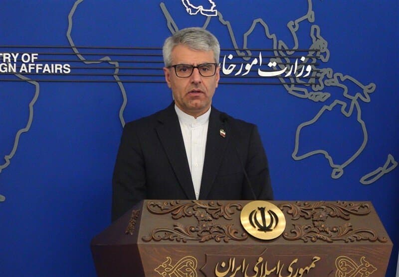 تصویر خبر: بقائی: تفاهم ما با عمان به معنای بازگشایی تنگه هرمز نیست/تحولات ماه‌های اخیر برای کشورهای منطقه درس‌ مهمی بود/ تاکید بر ضرورت گفتگوی منطقه‌ای