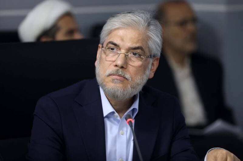 تصویر خبر: وزیر علوم: اجازه نمی‌دهیم کسی به پرچم ایران اهانت کند