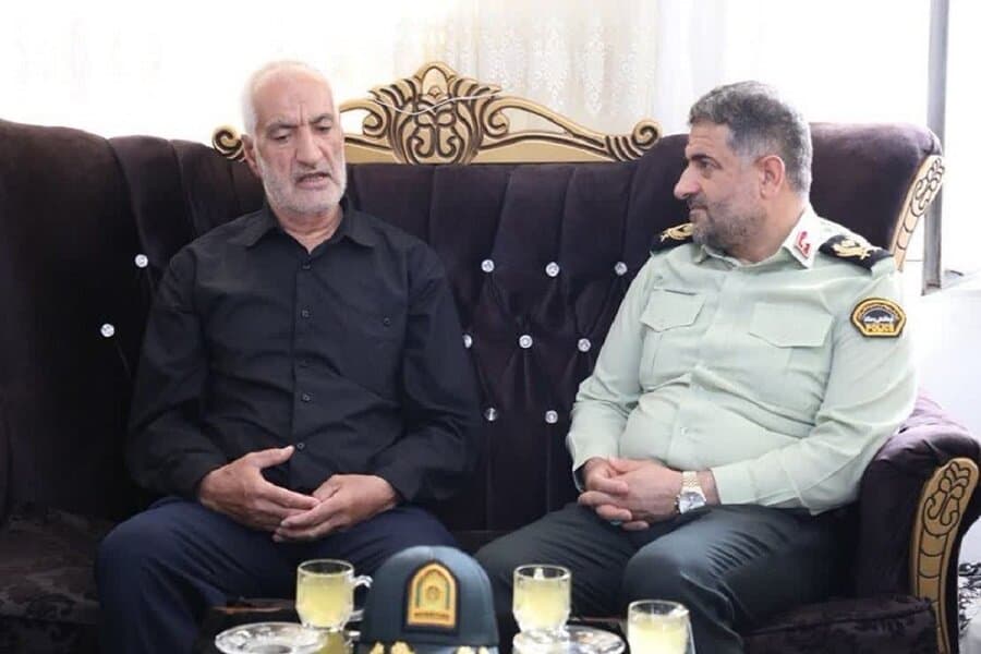 تصویر خبر: فرمانده انتظامی کرمانشاه: دشمنان آرزوی تصرف ایران را به گور خواهند برد