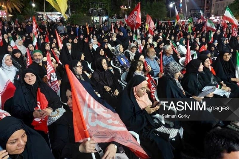 تصویر خبر: نوذری: بار جنگ به دوش مردم افتاده است