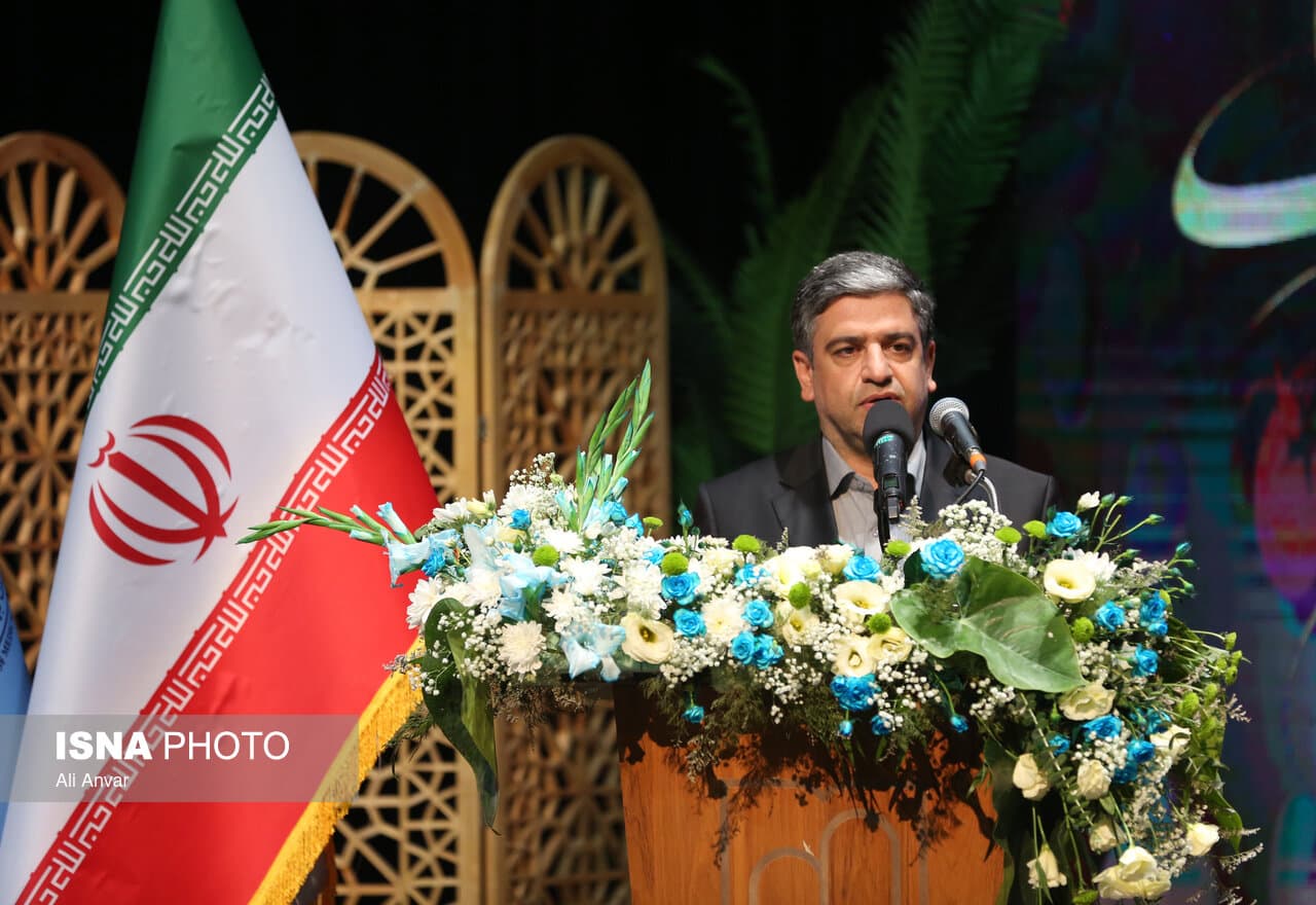 تصویر خبر: استاندار اردبیل: دانشگاه‌ها در مسائل اجرایی استان وارد شده و نظر دهند
