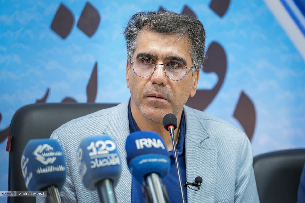 تصویر خبر: معزی: اگر پزشکیان رئیس جمهور نمیشد جنگ که هیچ، ممکن بود نظام هم سقوط کند / تاثیر نتیجه انتخابات بر حمله اسرائیل و آمریکا چه بود؟