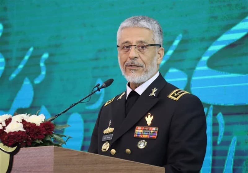 تصویر خبر: دریادار سیاری: موضوع انتقام از دشمن پابرجاست