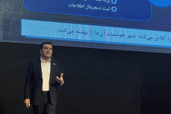 تصویر خبر: افشین: فناوری شهری باید از زیرساخت به کیفیت زندگی مردم برسد