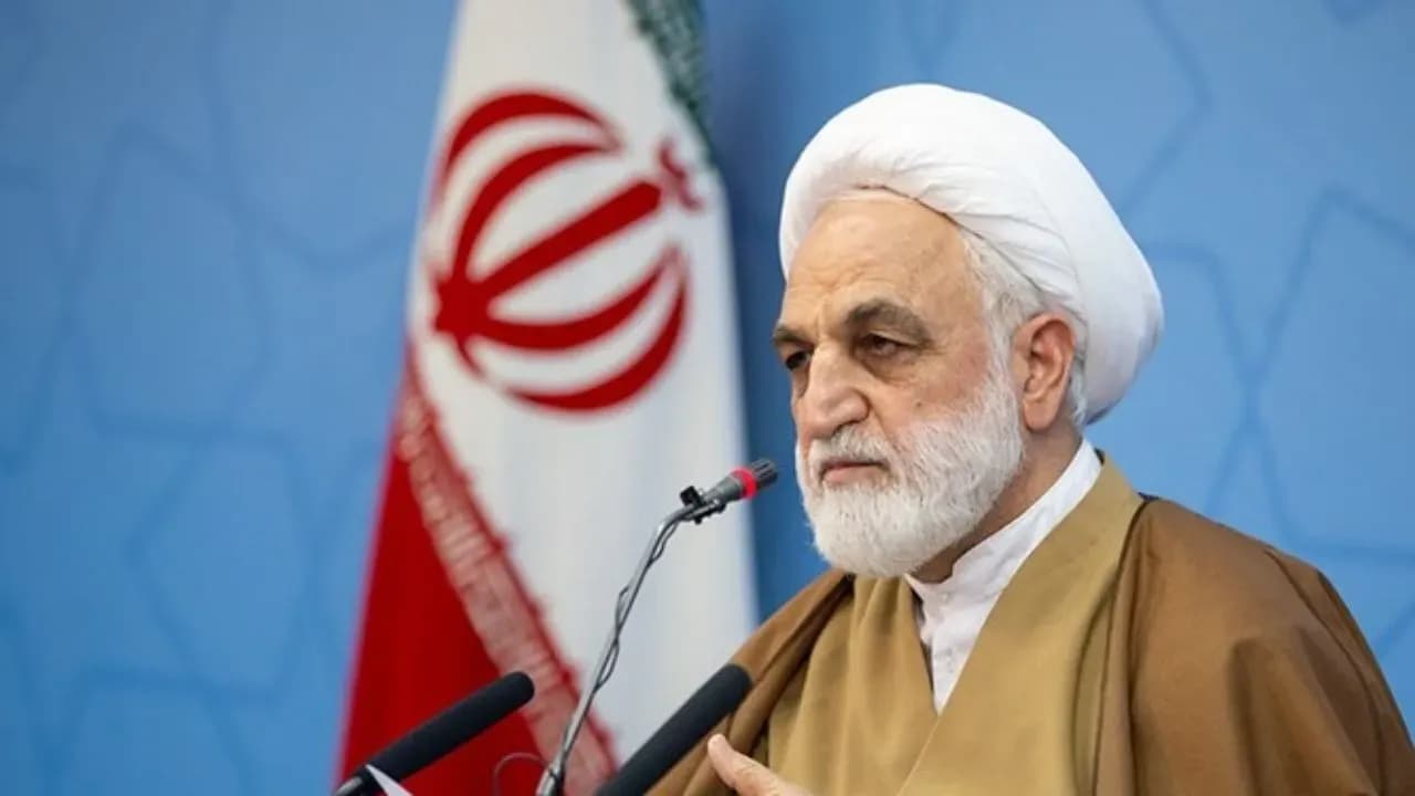 تصویر خبر: اژه‌ای: نباید کسانی که صرفا نگاه و نظر متفاوت دارند را از دایره‌ی خودی‌ها بیرون بدانیم