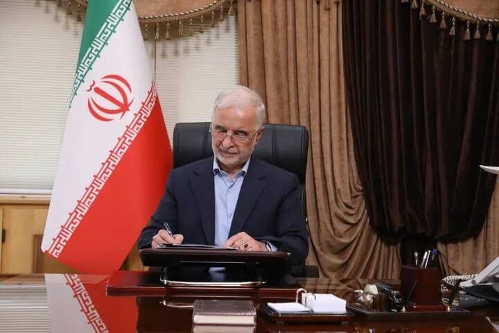 تصویر خبر: مومنی: وزارت کشور نهضت مدرسه‌سازی را در تمام استانها با جدیت دنبال کرده است