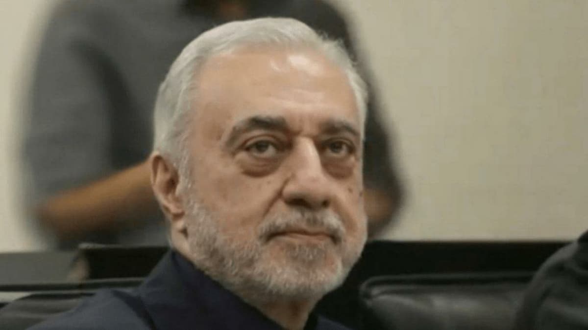 تصویر خبر: اخلاقی: برنامه دفاعی شهید نصیرزاده را با قدرت ادامه می دهیم