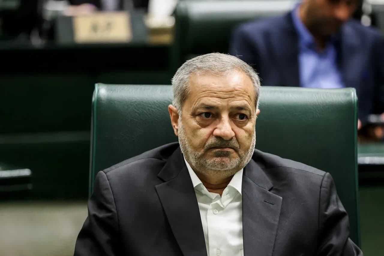 تصویر خبر: وزیر آموزش و پرورش: تمامی مقدمات برای بازگشایی حضوری مدارس مهیا شده/ وزارت آموزش‌وپرورش برای تمامی سناریوهای احتمالی آمادگی کامل دارد